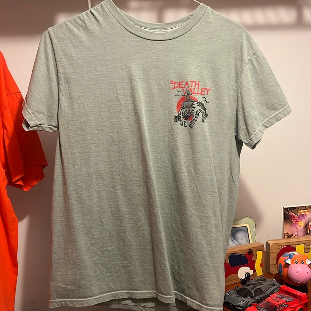 Women’s size medium Death valley shirt